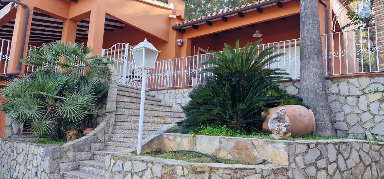 Villa En Denia Con Vistas Al Mediterraneo 外观 照片